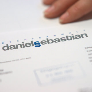 Daniel Sebastian mit Hand